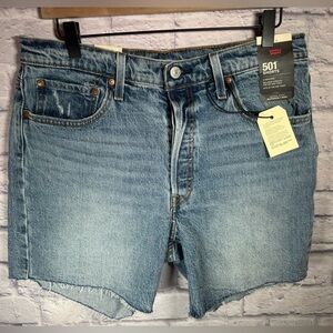 NEW LEVI’S Blue 501®‎ Ripped denim Jean Shorts Womens Size 32 distressed